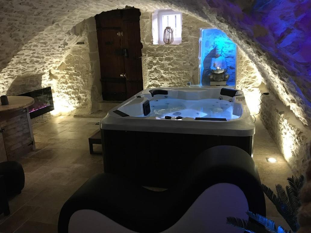 Les Secrets De L'Isle Villa ภายนอก รูปภาพ