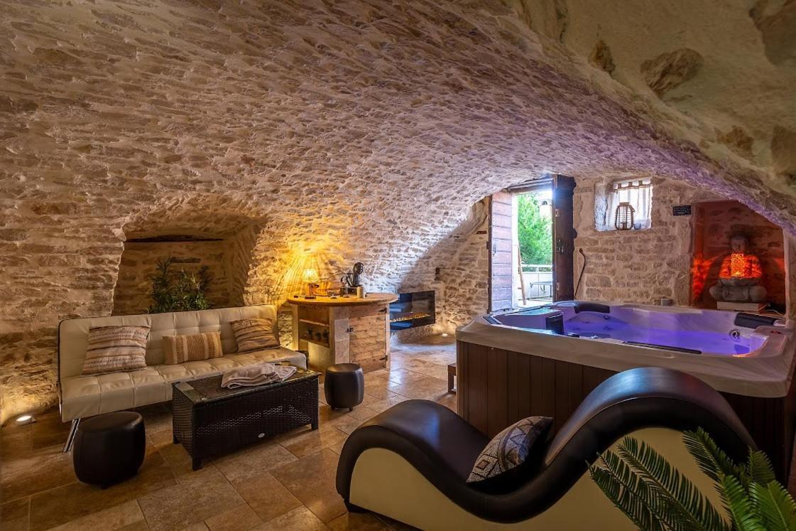 Les Secrets De L'Isle Villa ภายนอก รูปภาพ